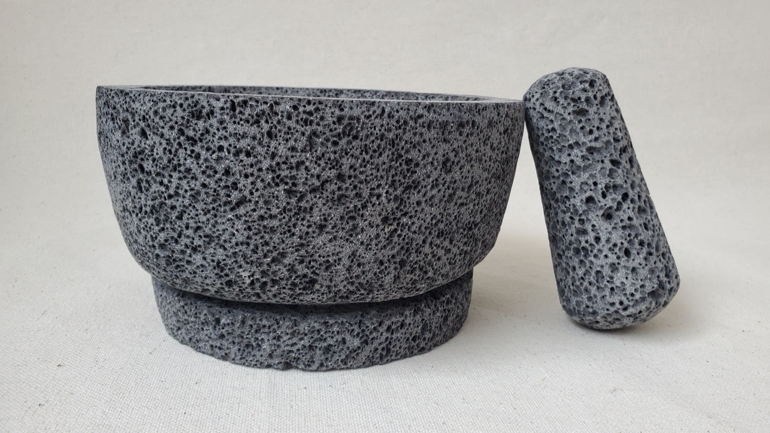 Tapered Base Molcajete - Lava Stone - 8 Inch Molcajete 8 Inch Round